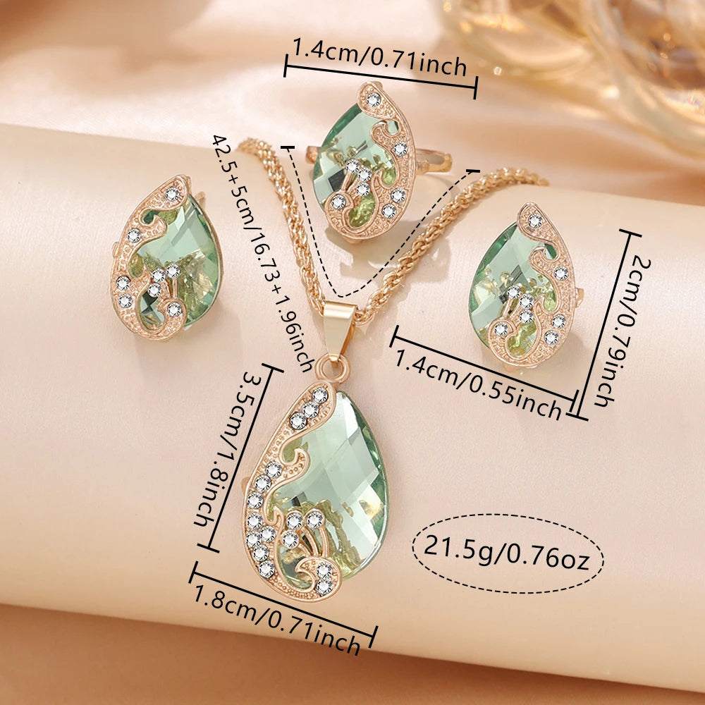 Joyas Verdes de Elegancia Femenina